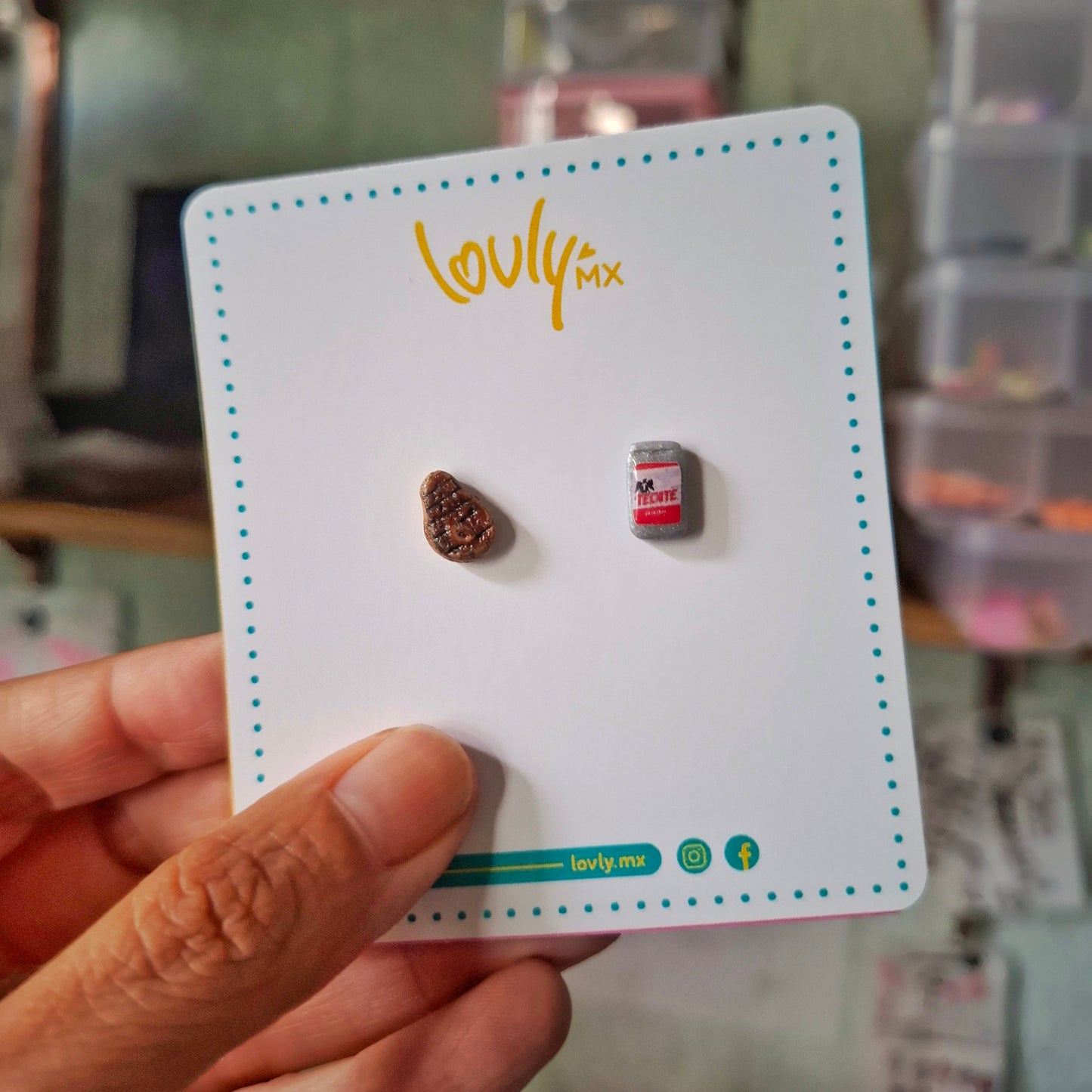 Aretes carnita asada y chela
