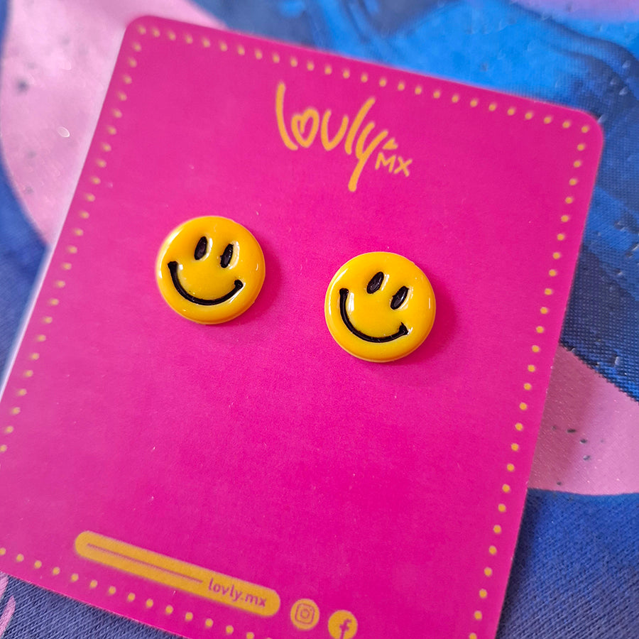 Aretes emoji feliz chicos
