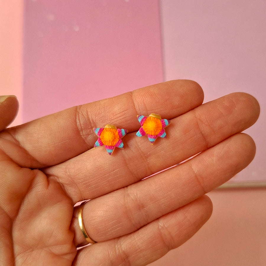 Aretes mini piñata estrella