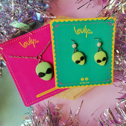 Set collar y aretes de Alien