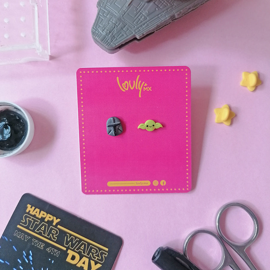Aretes Mando y Grogu chicos