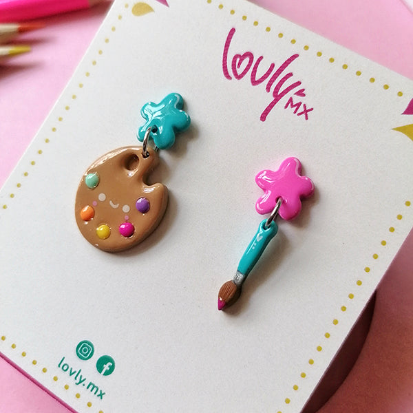 Aretes godete y pincel