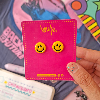 Aretes emoji feliz chicos