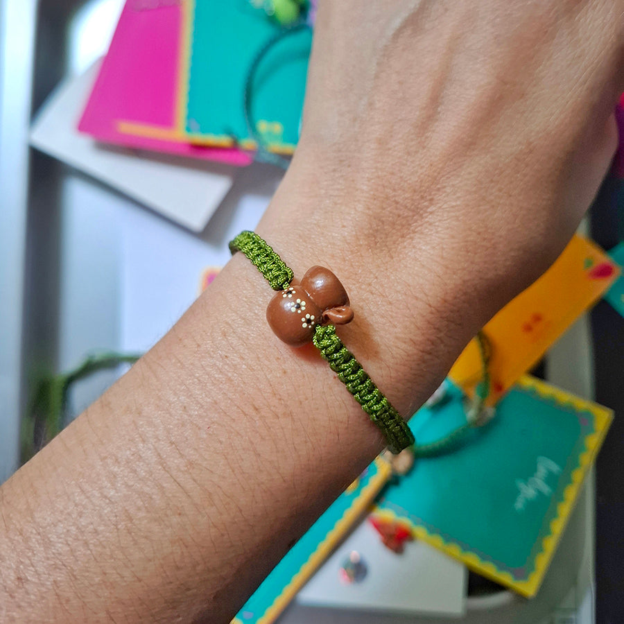 Pulsera tejida jarrito
