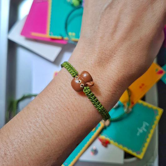 Pulsera tejida jarrito