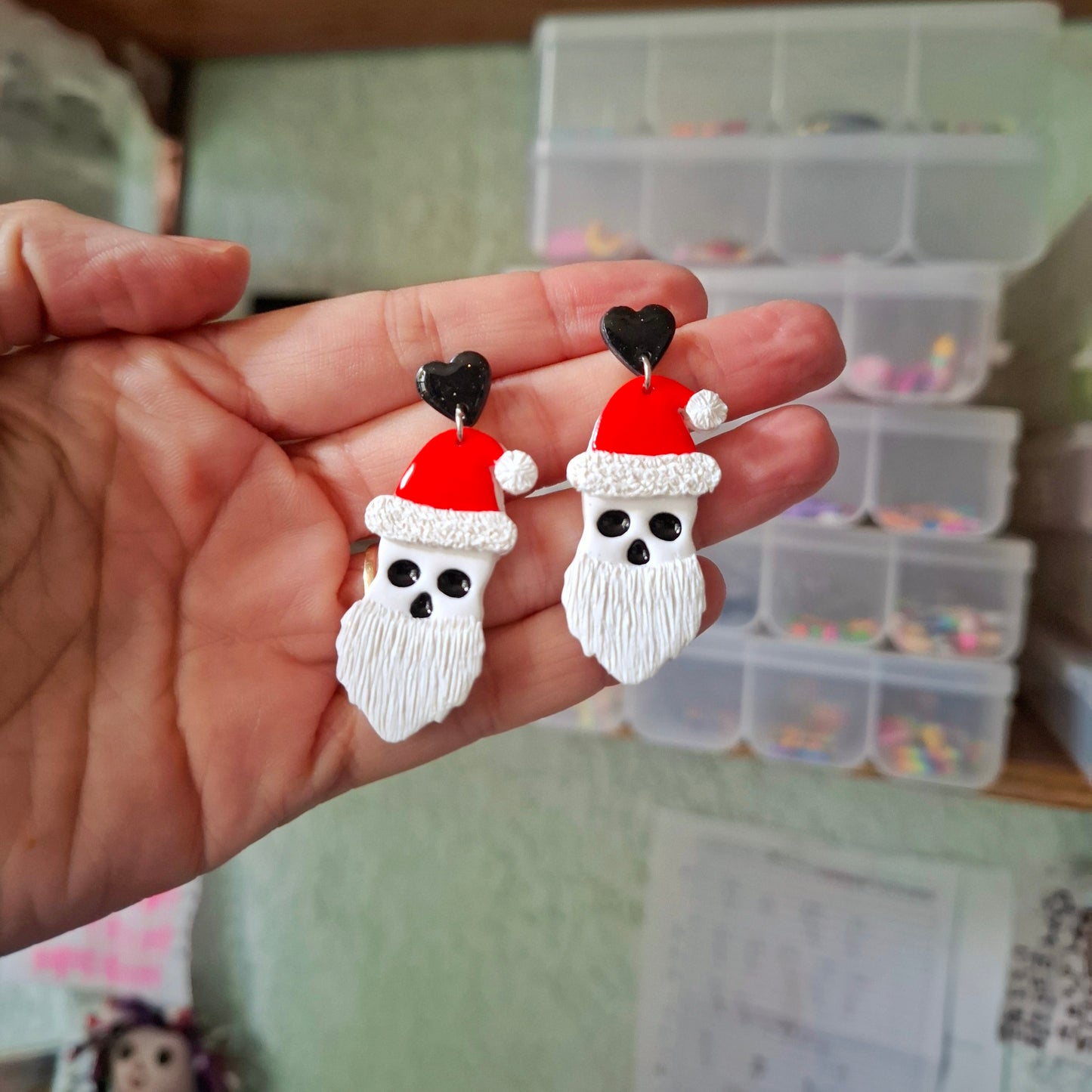 Aretes Calaca Navideña