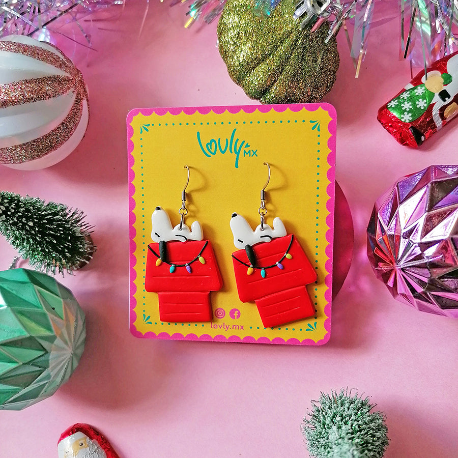 Aretes Snoopy navideño